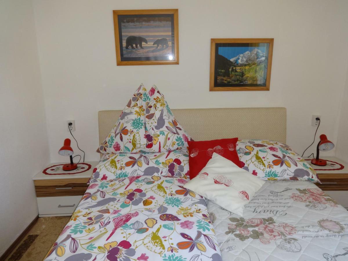 Fruehstueckspension Irmer Gaming Bagian luar foto